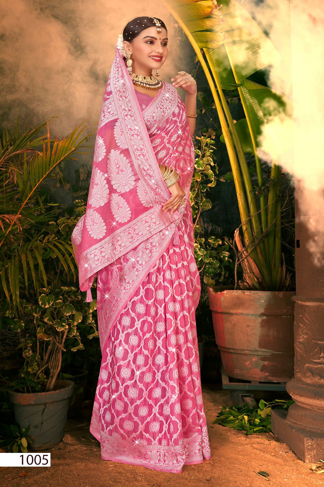 Rado Cotton By Saroj Swarovski Work Soft Cotton Rich Pallu Sarees Wholesale Shop In Surat
